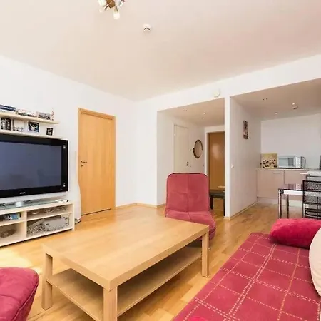 Cozy 3-room Penthouse In The Very Heart Of Apartment