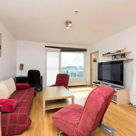 Cozy 3-room Penthouse In The Very Heart Of Apartment