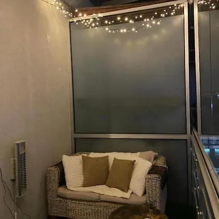 Apartment Cozy 3-room Penthouse In The Very Heart Of