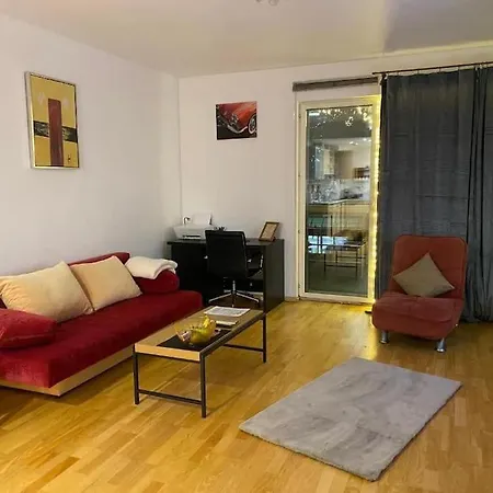 Apartment Cozy 3-room Penthouse In The Very Heart Of *