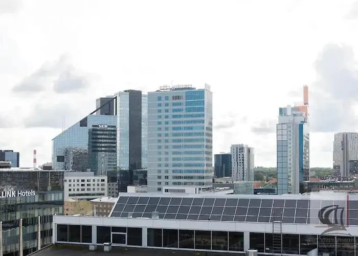 Cozy 3-room Penthouse In The Very Heart Of