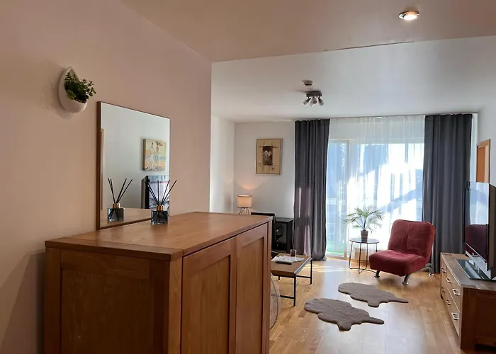 Cozy 3-room Penthouse In The Very Heart Of 塔林