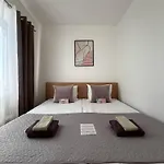 Lejlighed Cozy 3-room Penthouse In The Very Heart Of *