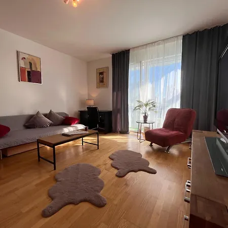 Cozy 3-room Penthouse In The Very Heart Of Daire *