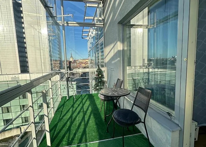 Cozy 3-room Penthouse In The Very Heart Of Daire *