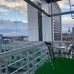 Апартаменты Cozy 3-room Penthouse In The Very Heart Of *