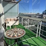 Апартаменты Cozy 3-room Penthouse In The Very Heart Of Таллин