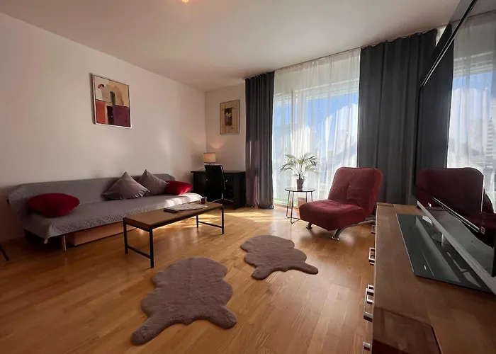 Cozy 3-room Penthouse In The Very Heart Of Apartamento *